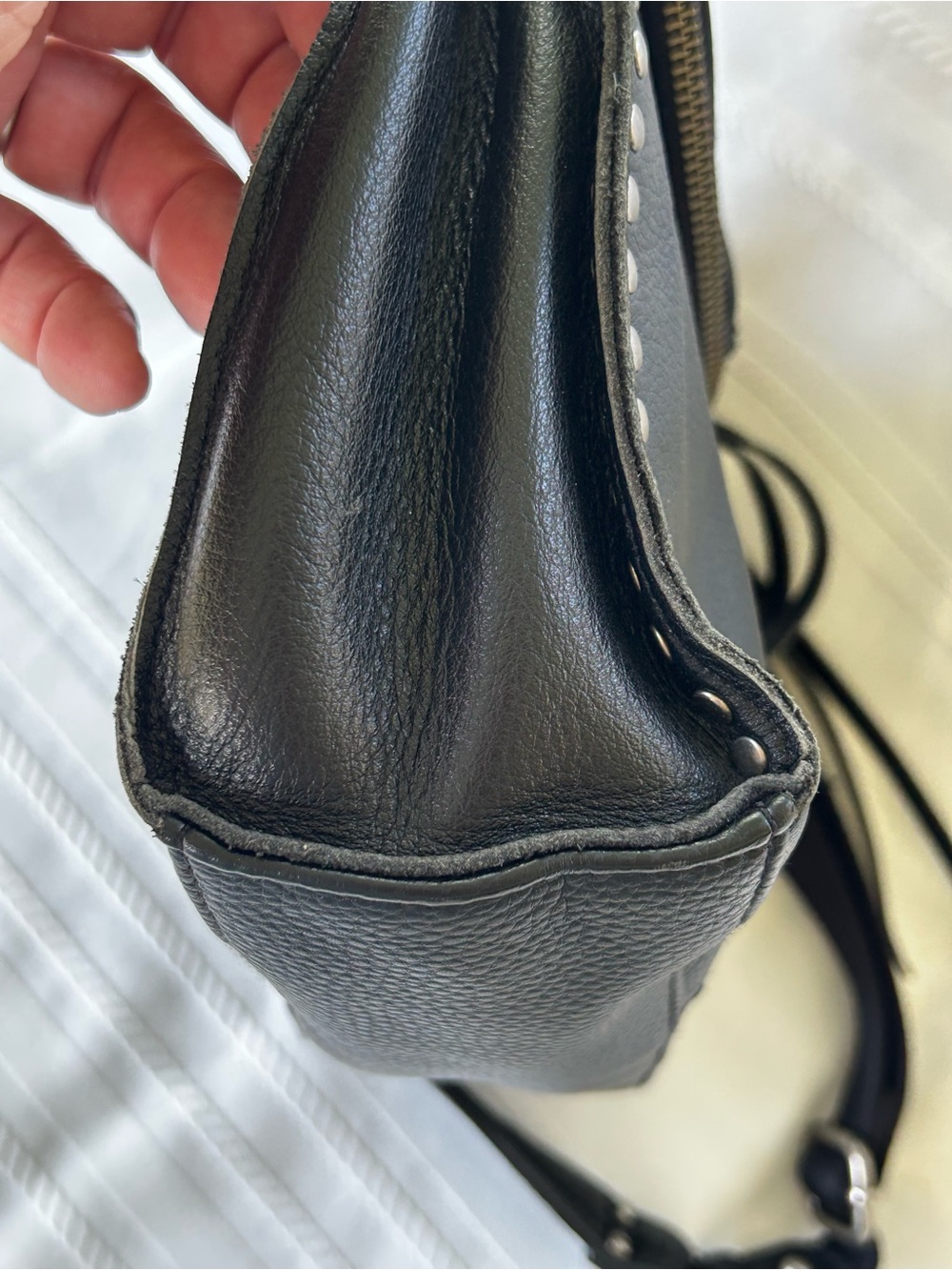 The Sak Silverlake Flap Crossbody Bag Black Pebbled Leather Purse Silver Studs - Picture 7 of 16